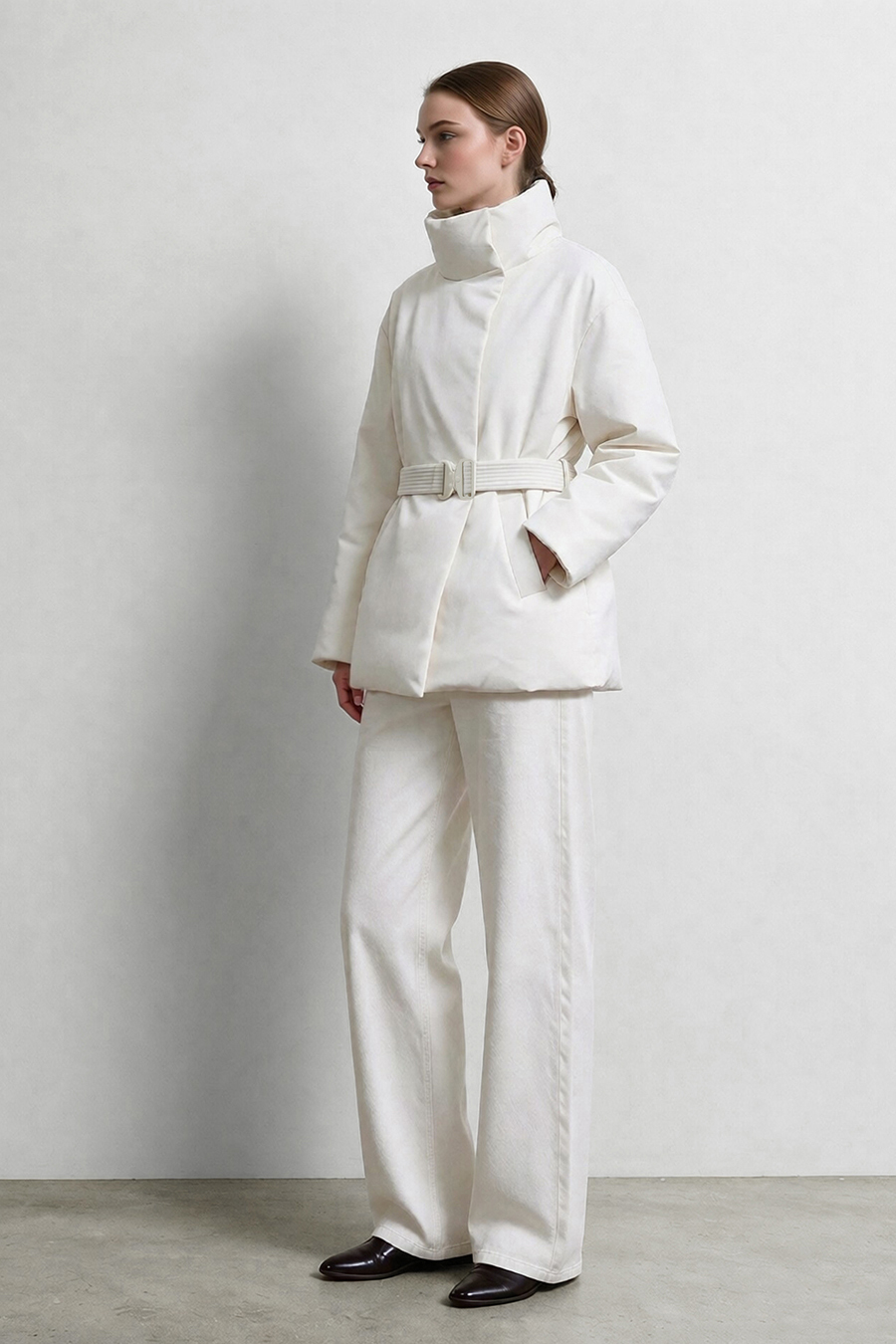 Belted Down Jacket with Buckle Closure|AMII