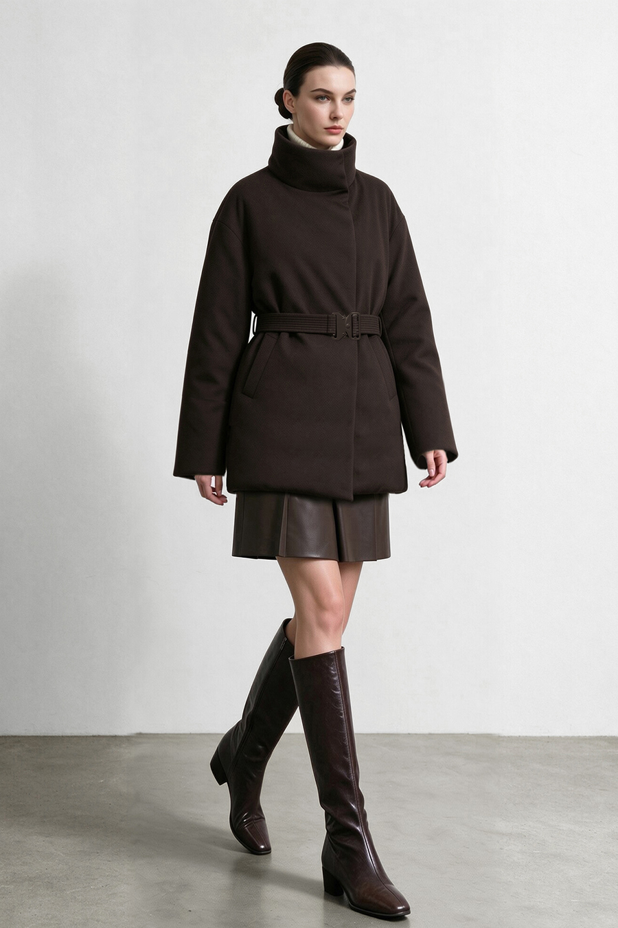 Belted Down Jacket with Buckle Closure|AMII