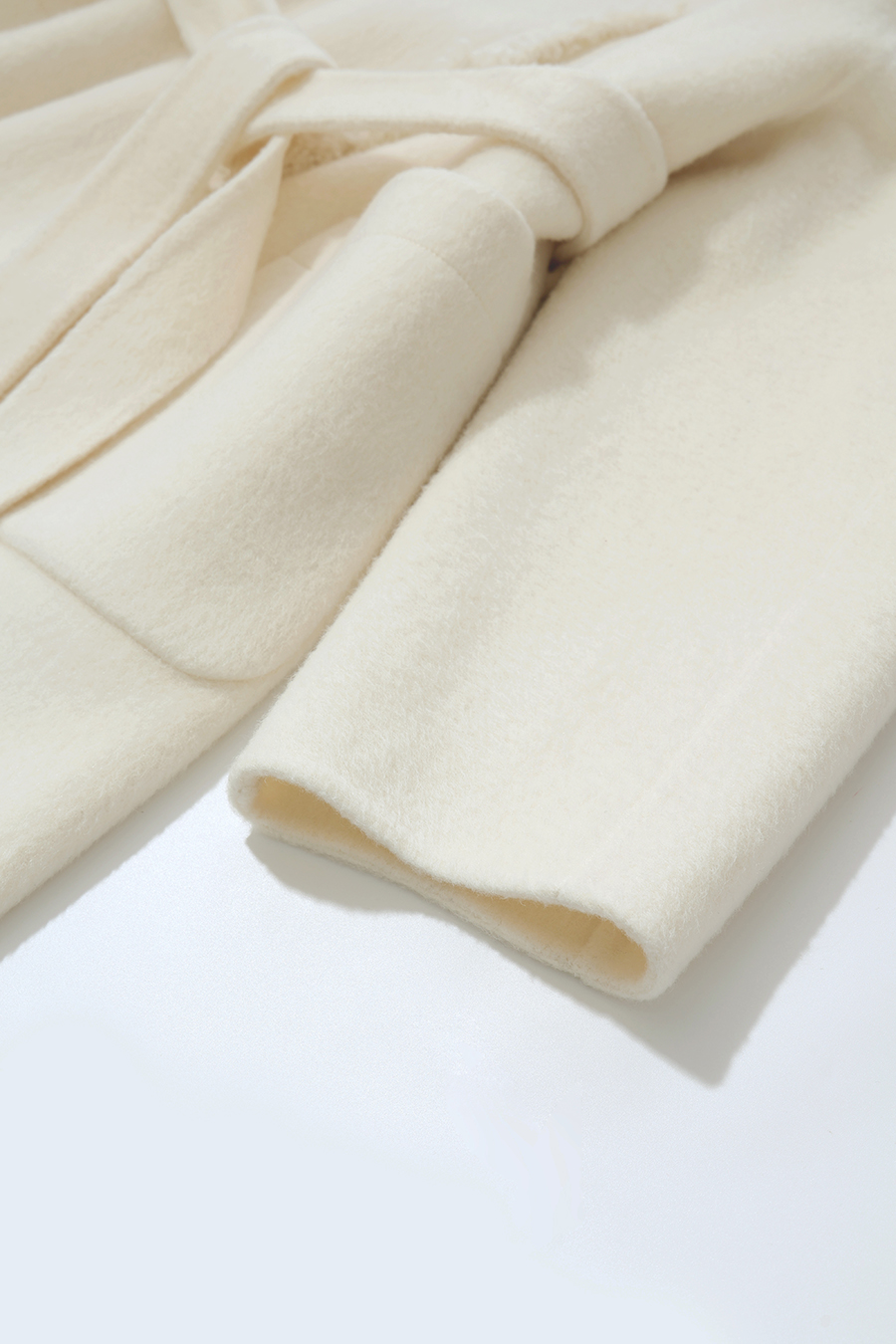 Yak Down & Wool Double-Faced Fabric|AMII