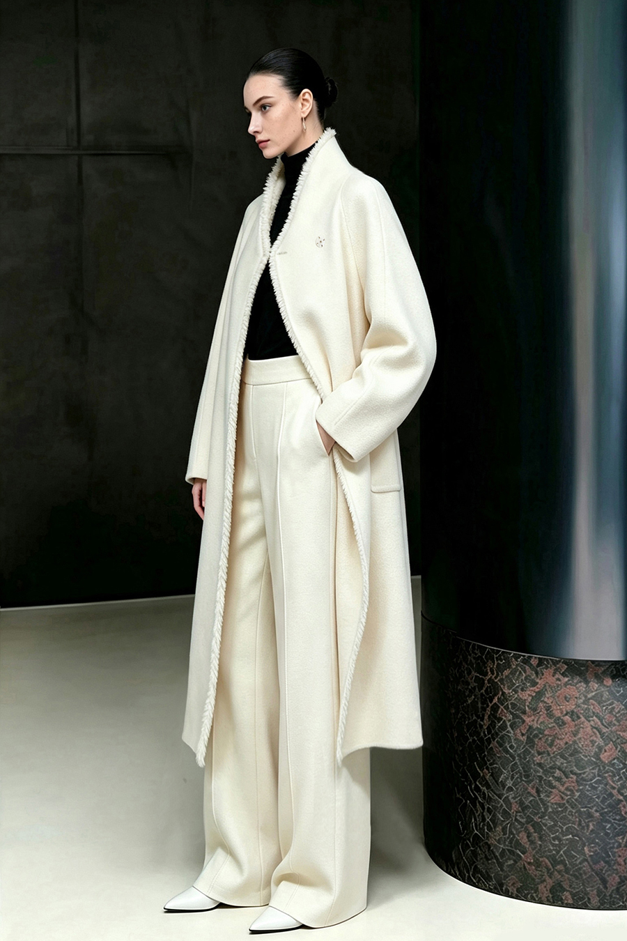Yak Down & Wool Double-Faced Fabric|AMII