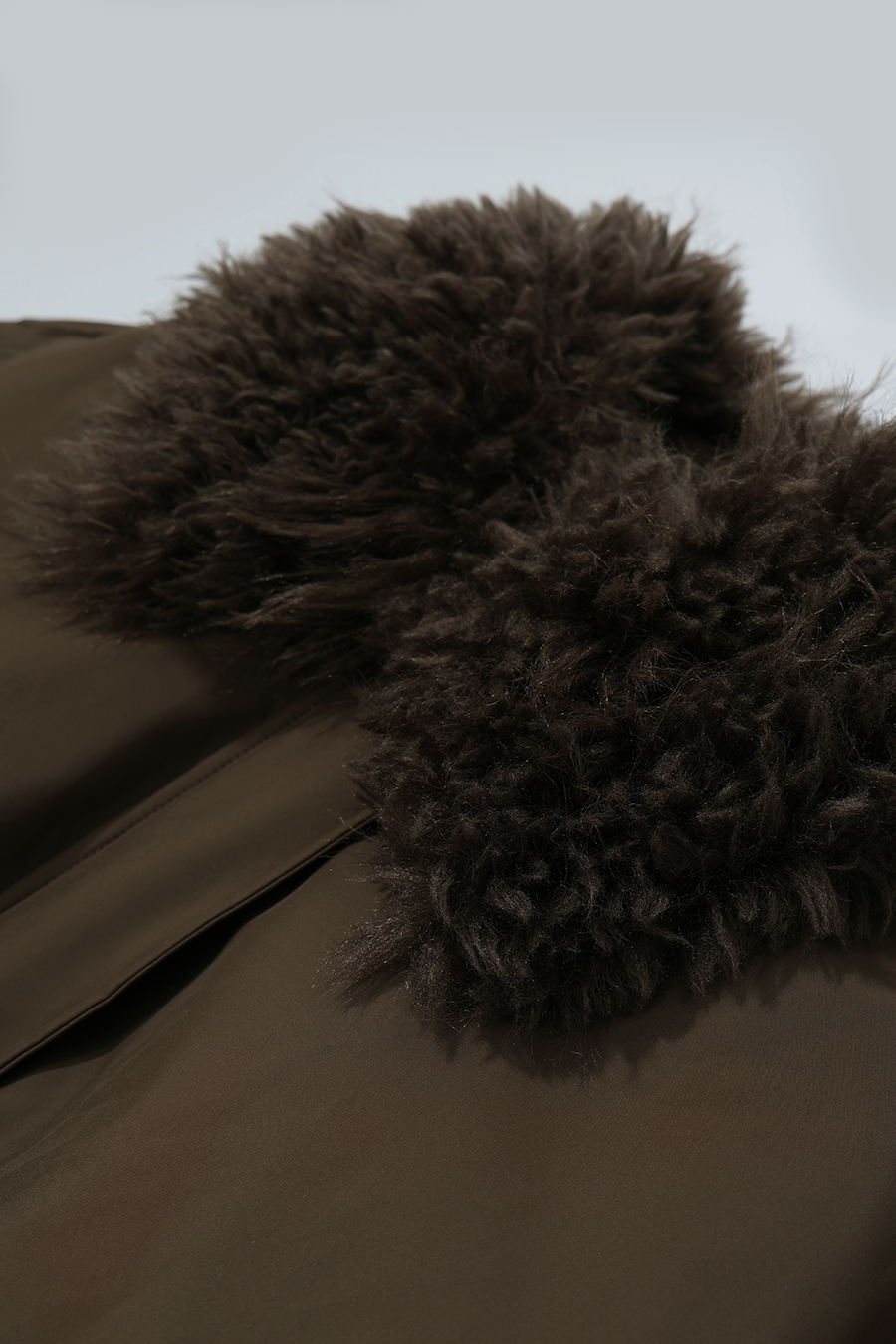 Wool Collar Belted Down Jacket|AMII