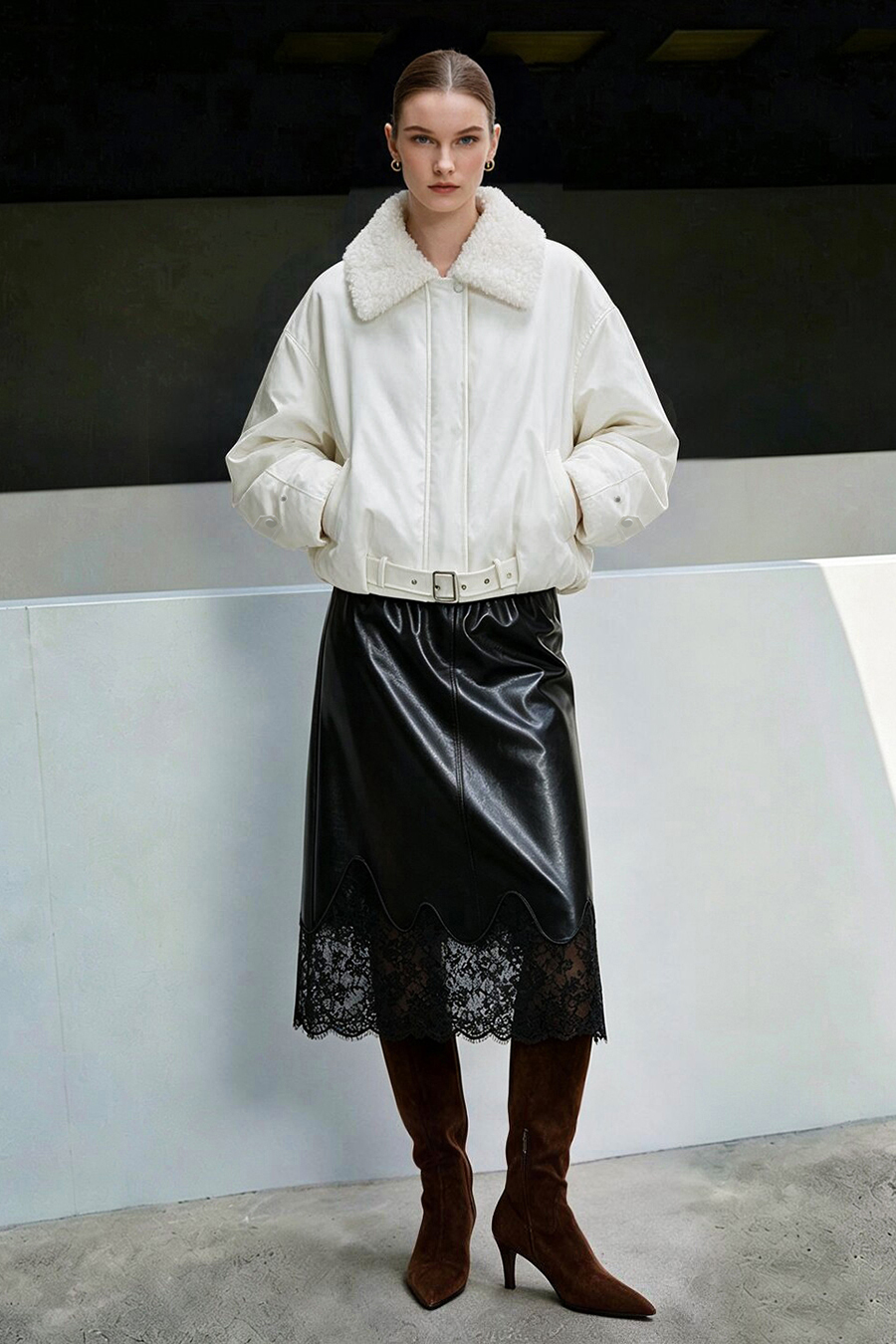 Wool Collar Belted Down Jacket|AMII