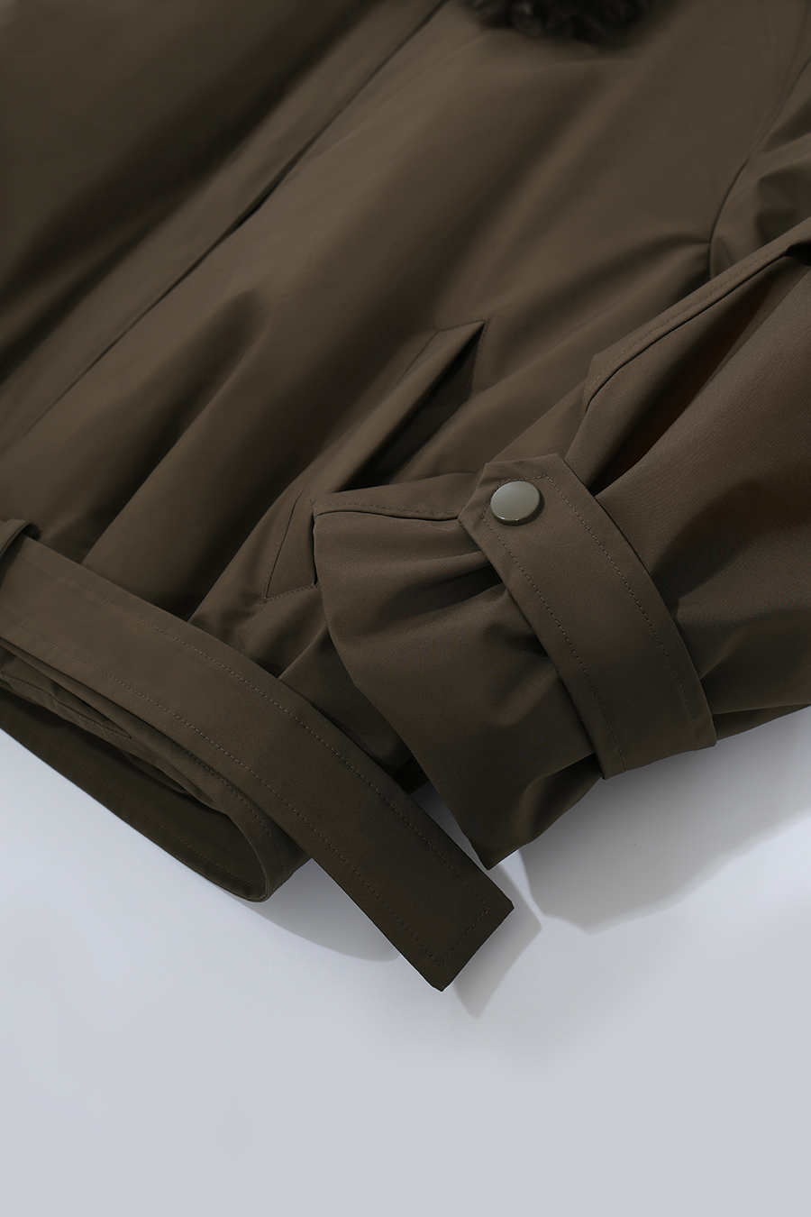 Wool Collar Belted Down Jacket|AMII