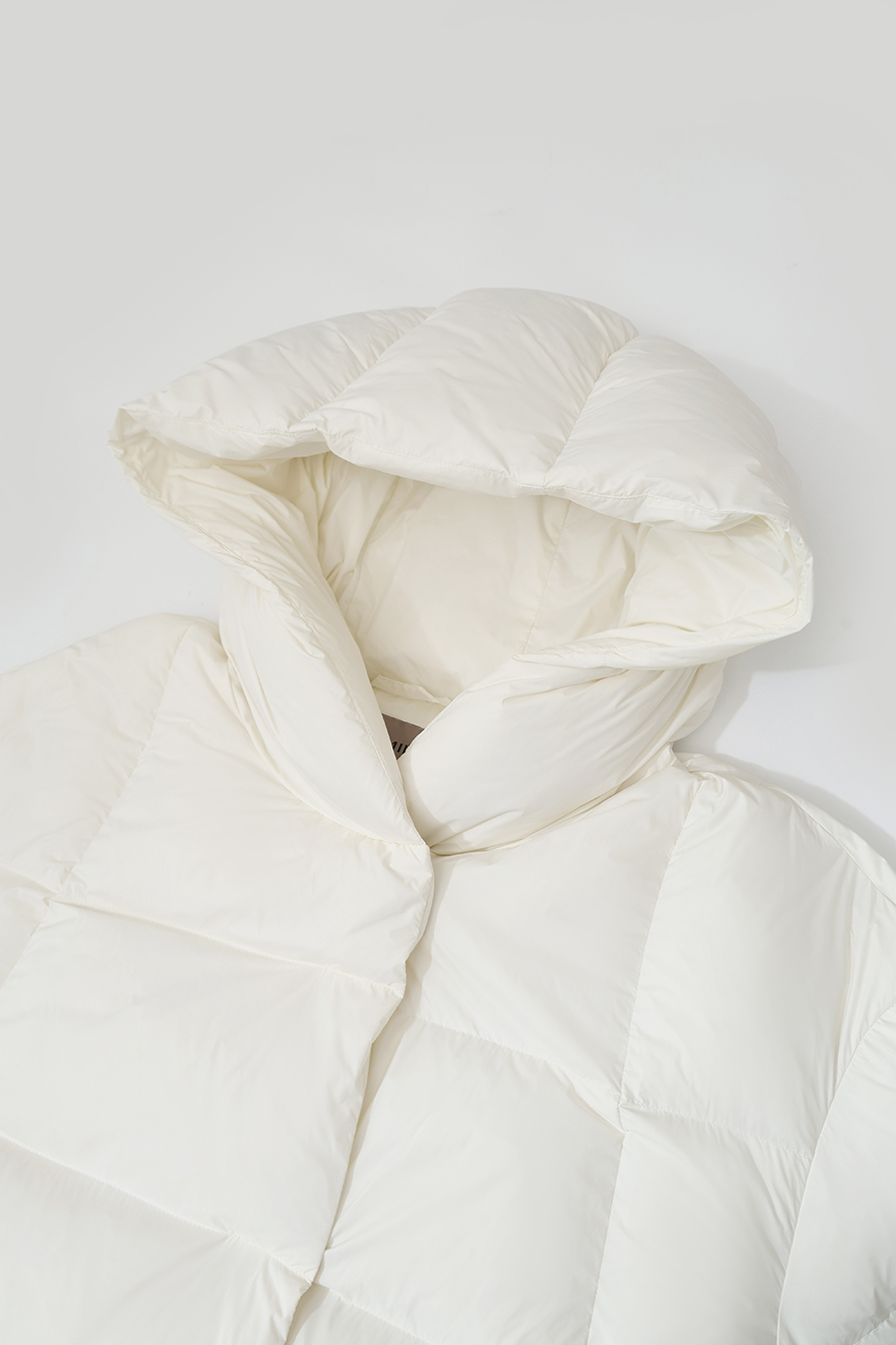 Hooded Down Jacket with Magnetic Closures|AMII