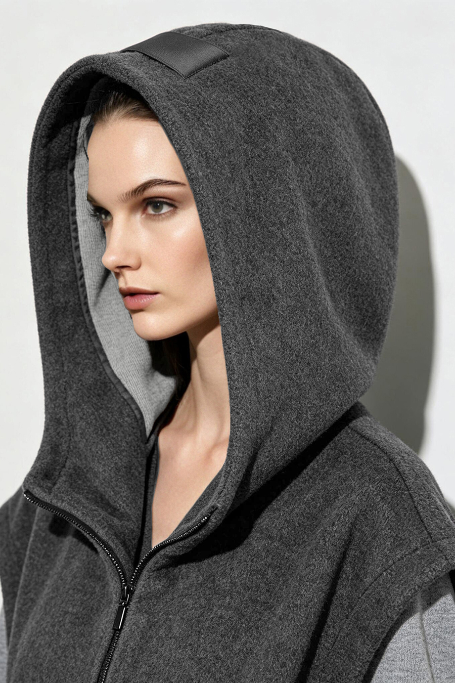 Hooded Single-Faced Wool Vest|AMII