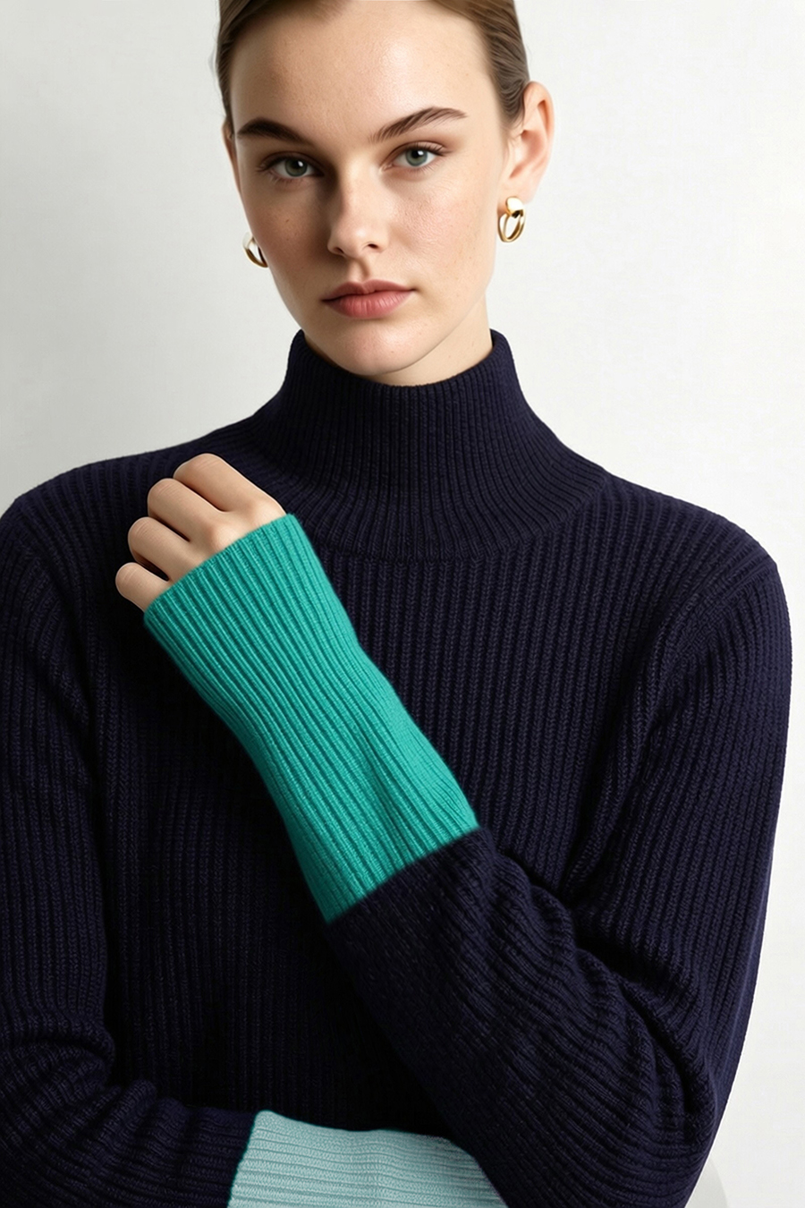 Turtleneck Asymmetric Color-Block Drop-Shoulder Sweater|AMII