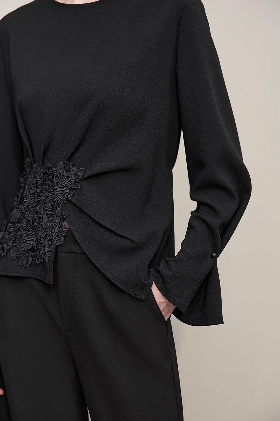 Crew Neck Lace Patchwork Chiffon Blouse|AMII-AMII.com