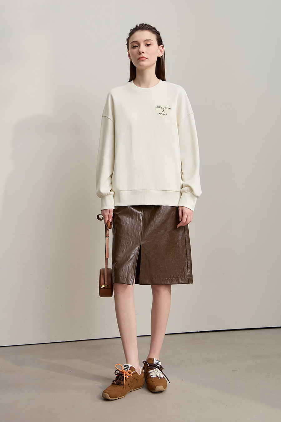 Letter & Heart Embroidered Sweatshirt