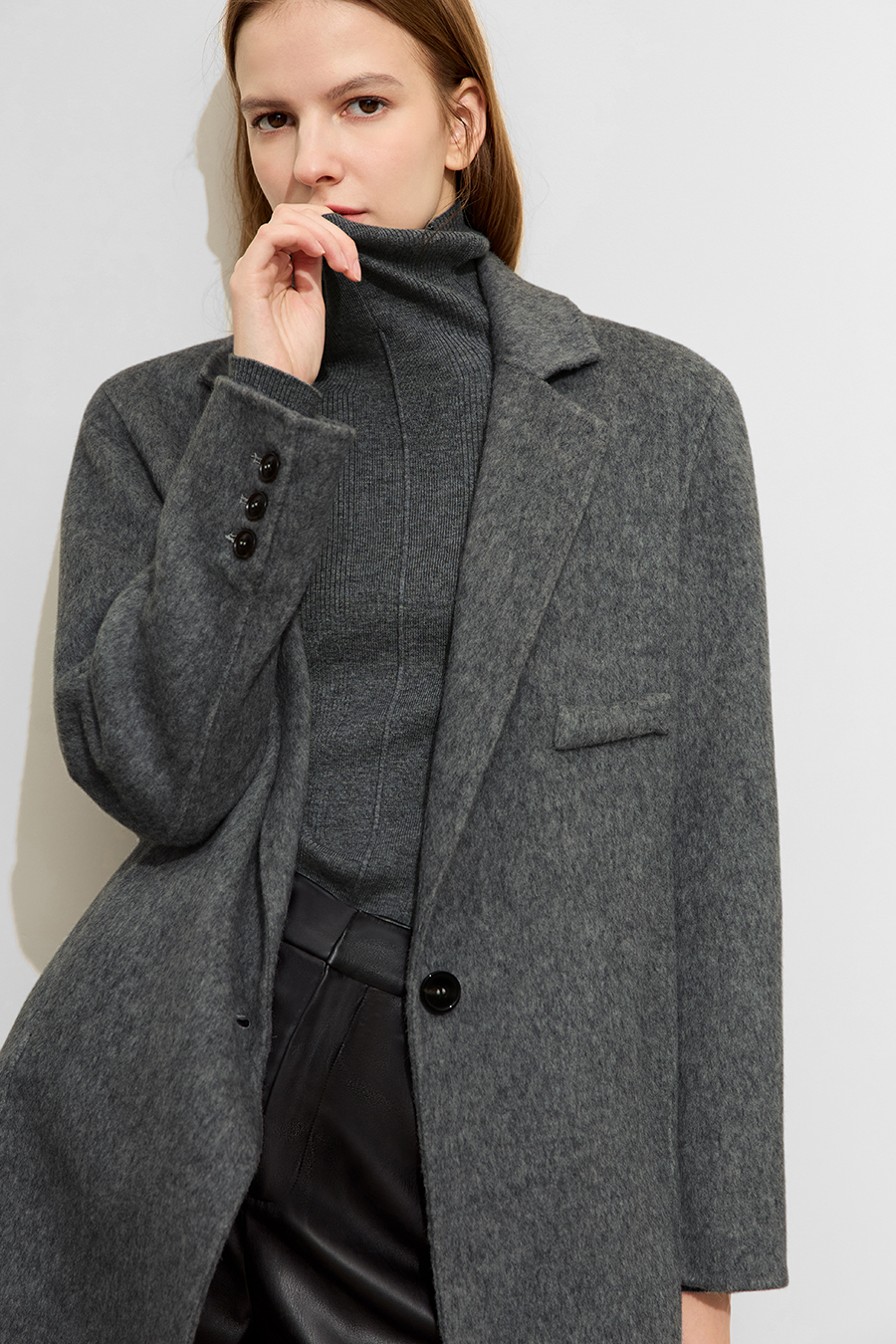 Slit All - Wool Double - faced Fabric|AMII-AMII.com