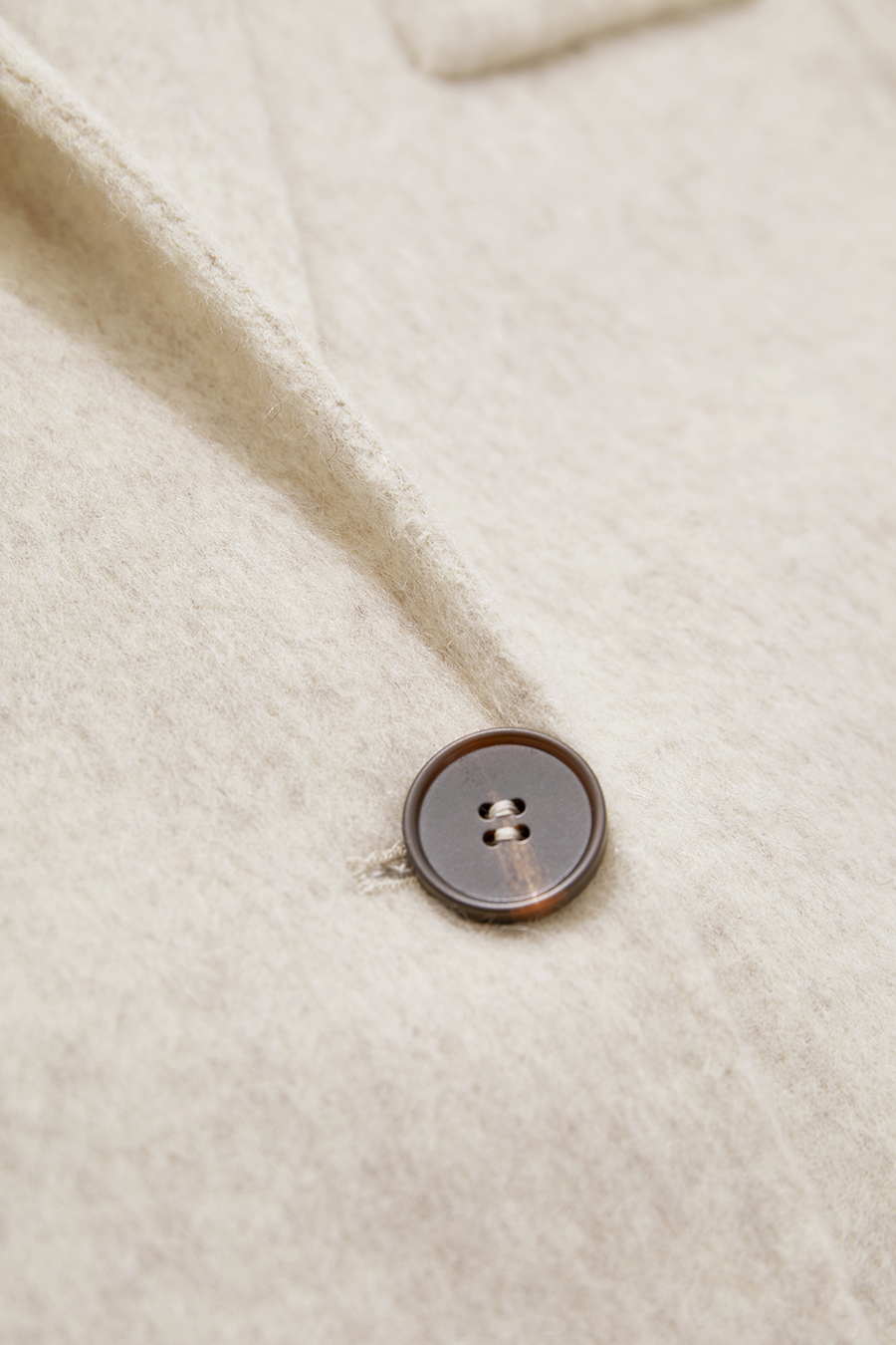 Slit All - Wool Double - faced Fabric|AMII-AMII.com