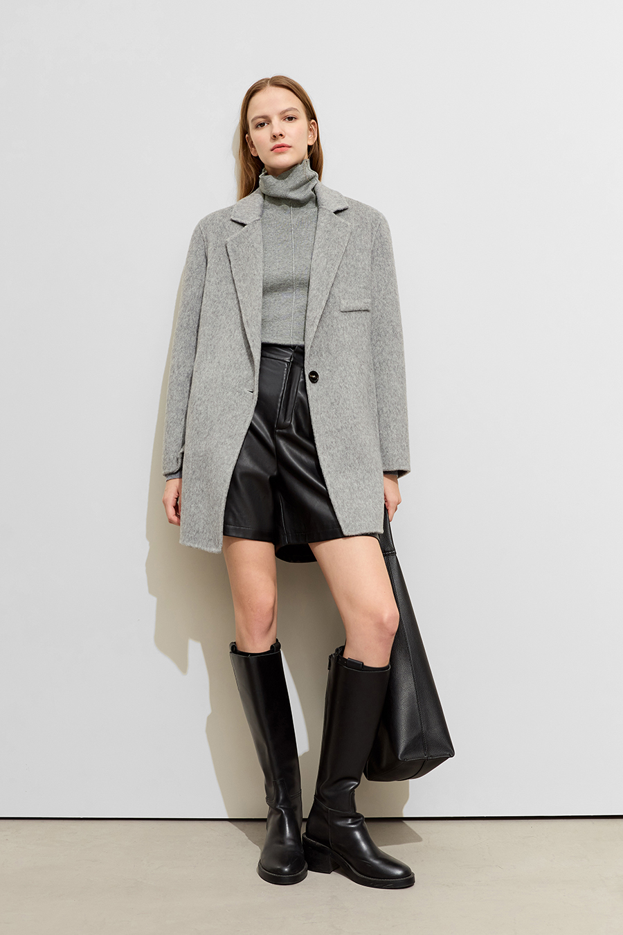 Slit All - Wool Double - faced Fabric|AMII-AMII.com