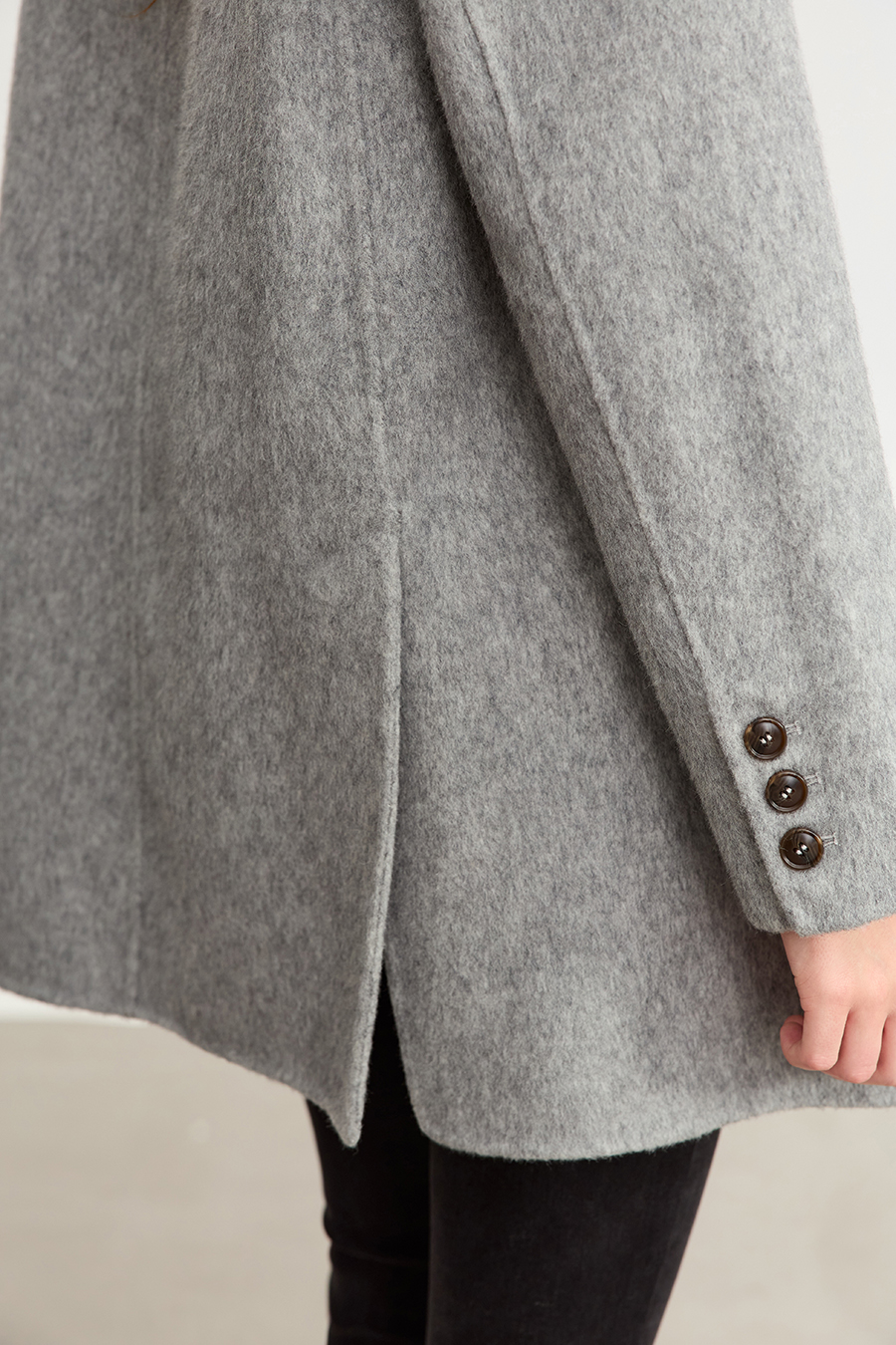 Slit All - Wool Double - faced Fabric|AMII-AMII.com