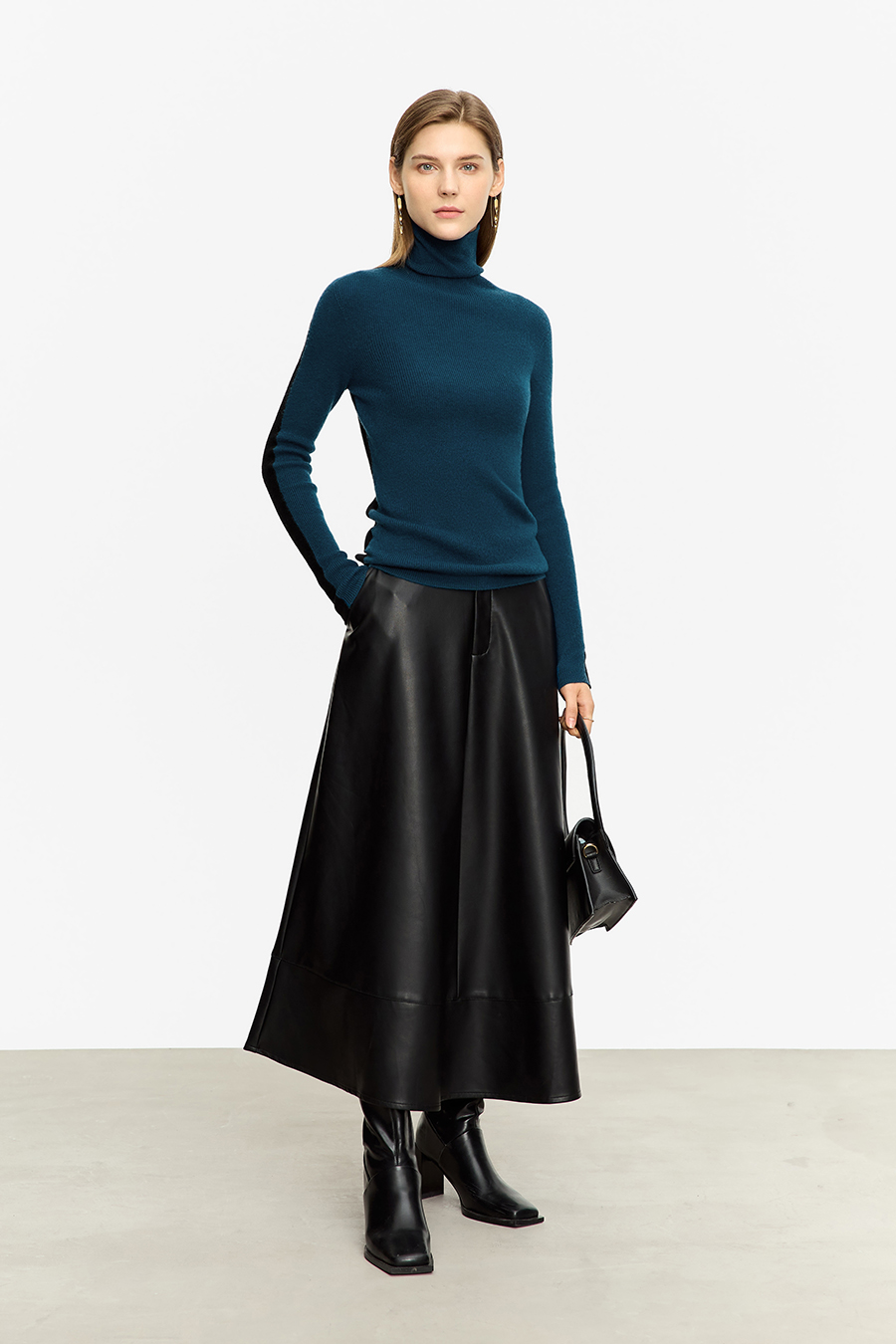 Reversible Wool Sweater|AMII-AMII.com