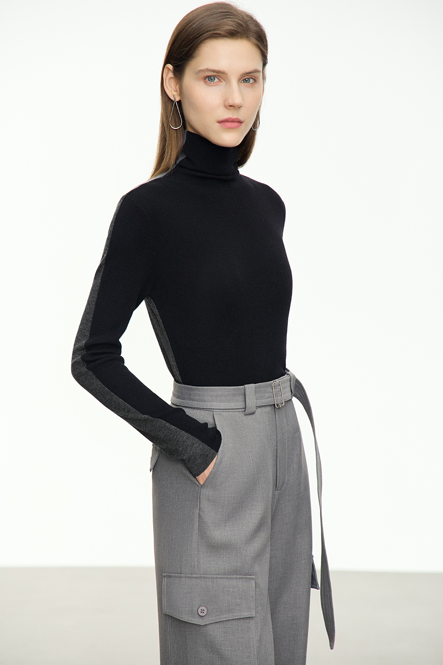 Color - block High Neck Slim Sweater|AMII-AMII.com