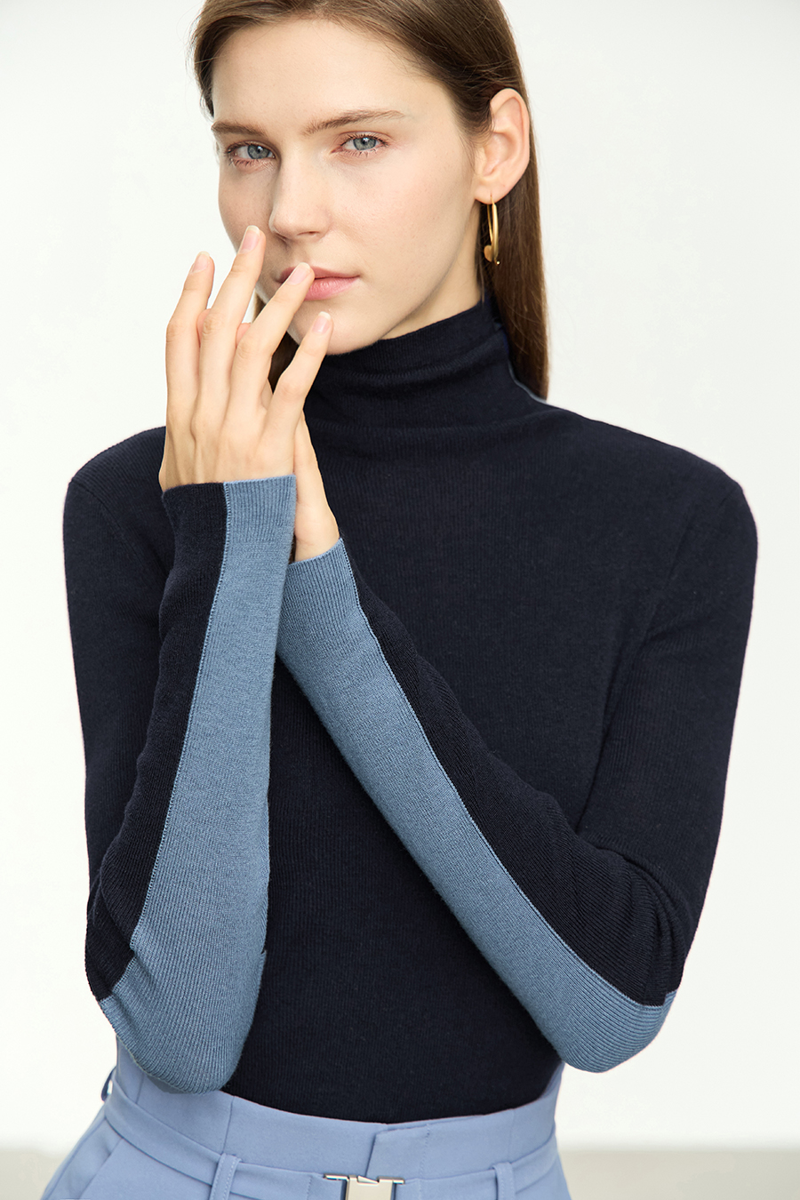 Color - block High Neck Slim Sweater|AMII-AMII.com