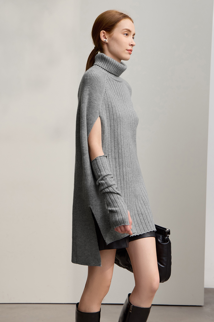 High Neck with Cuffs Slit Sweater|AMII-AMII.com