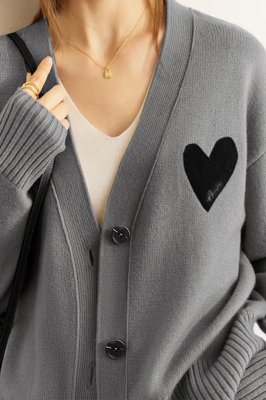 Embroidered V - Neck Knitted Cardigan|AMII-AMII.com