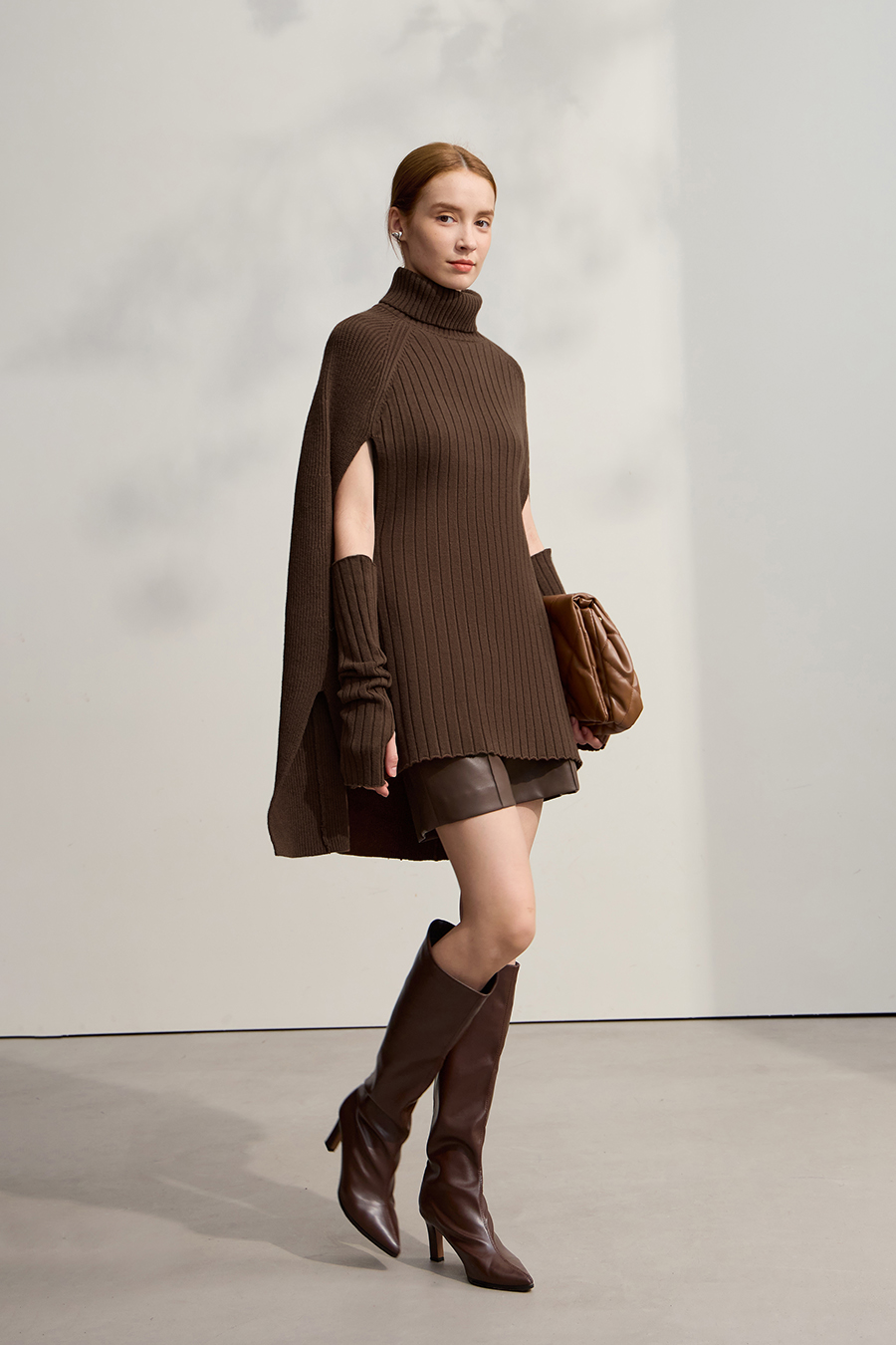 High Neck with Cuffs Slit Sweater|AMII-AMII.com