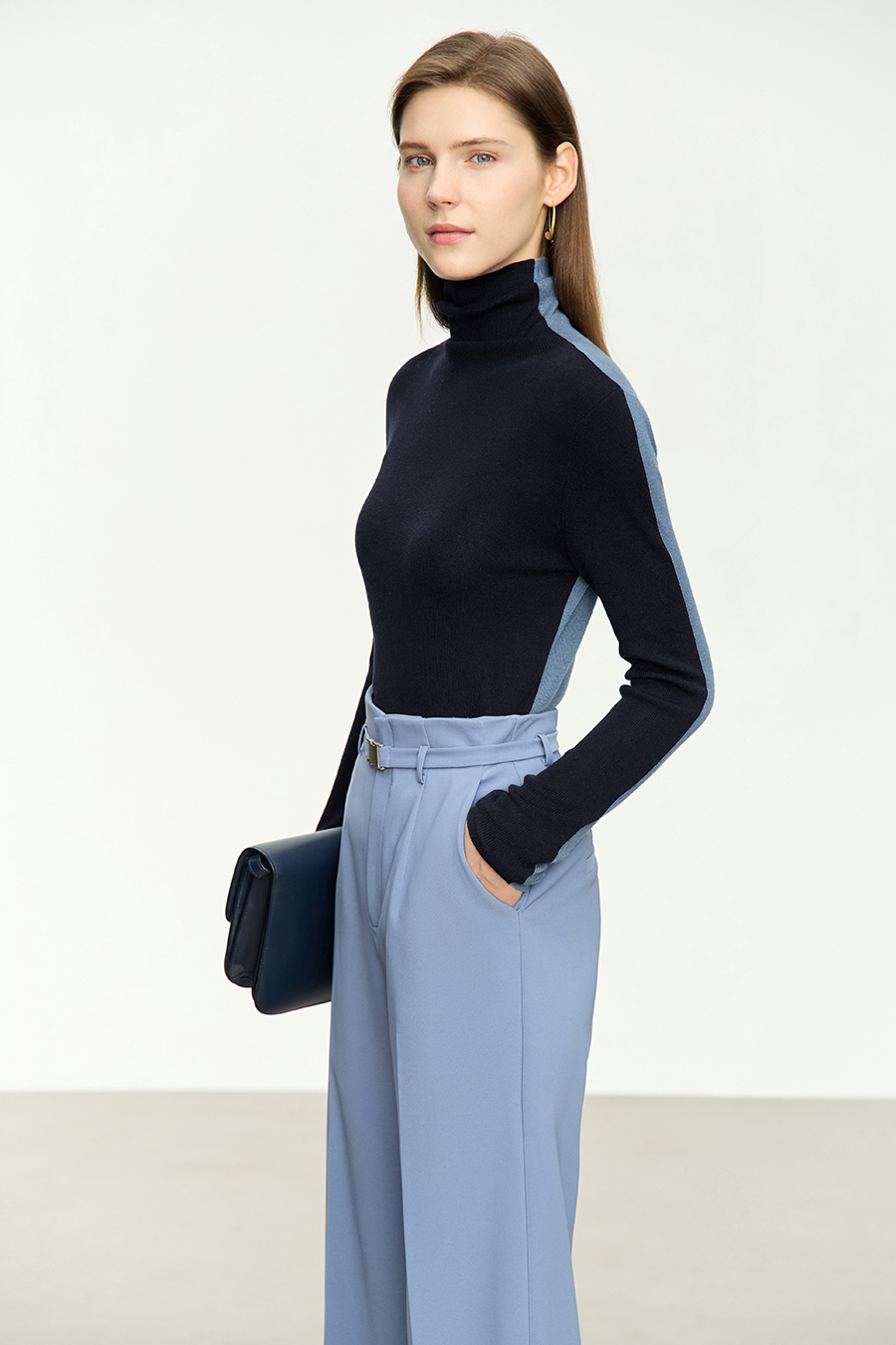 Color - block High Neck Slim Sweater|AMII-AMII.com