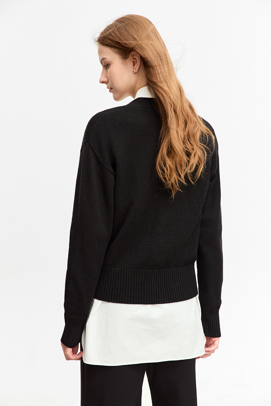 Embroidered V - Neck Knitted Cardigan|AMII-AMII.com