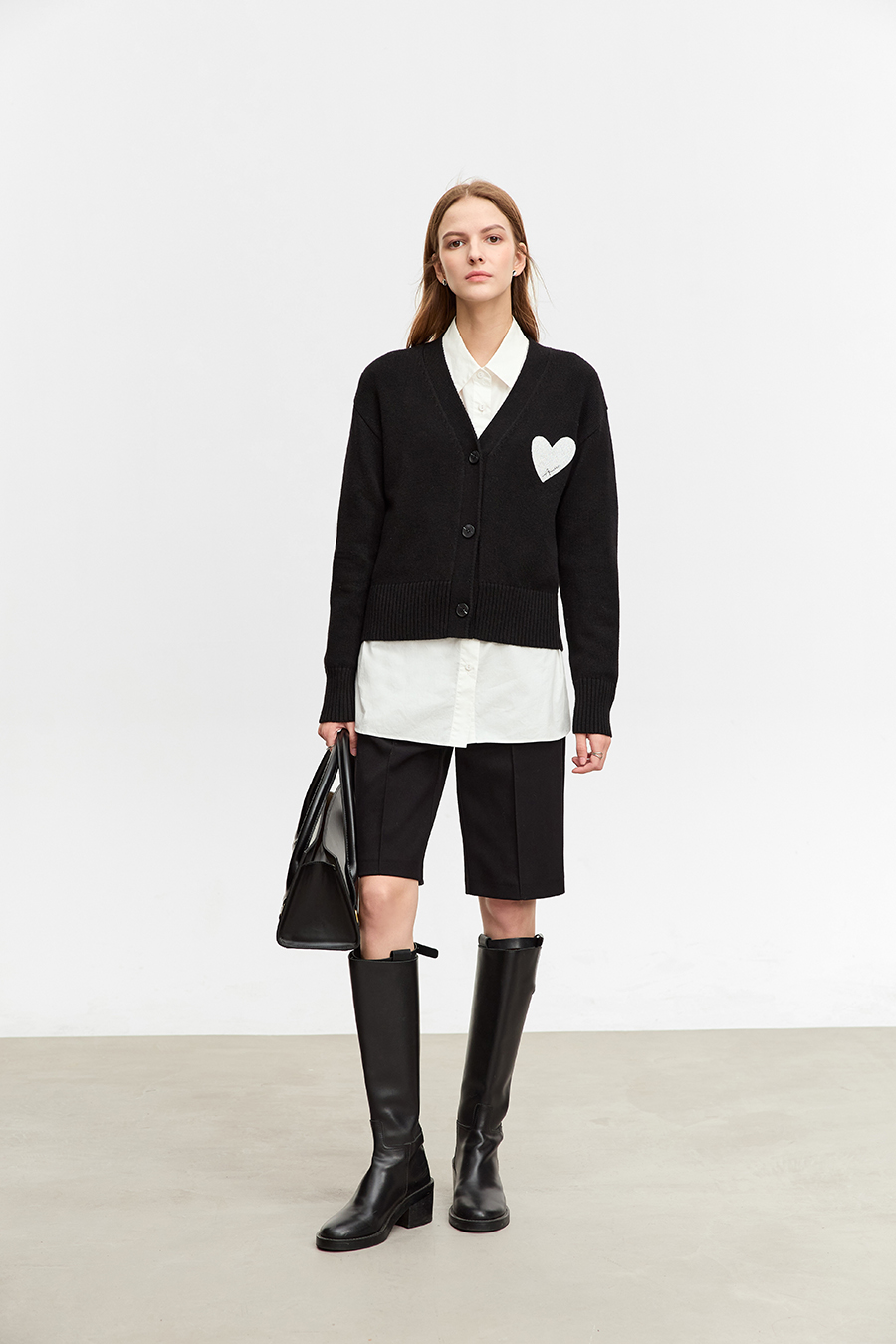 Embroidered V - Neck Knitted Cardigan|AMII-AMII.com