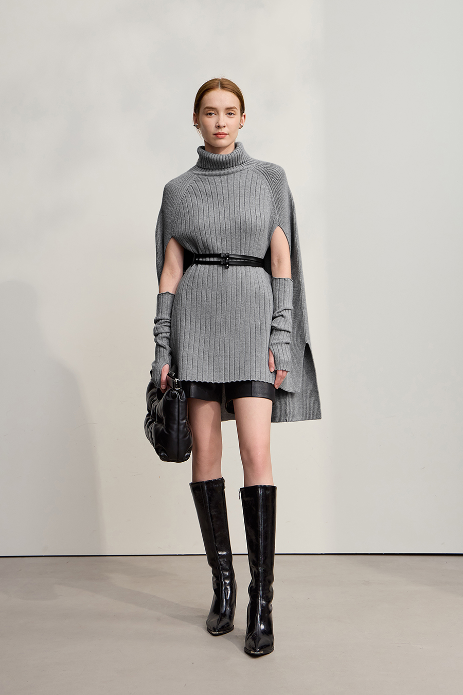 High Neck with Cuffs Slit Sweater|AMII-AMII.com