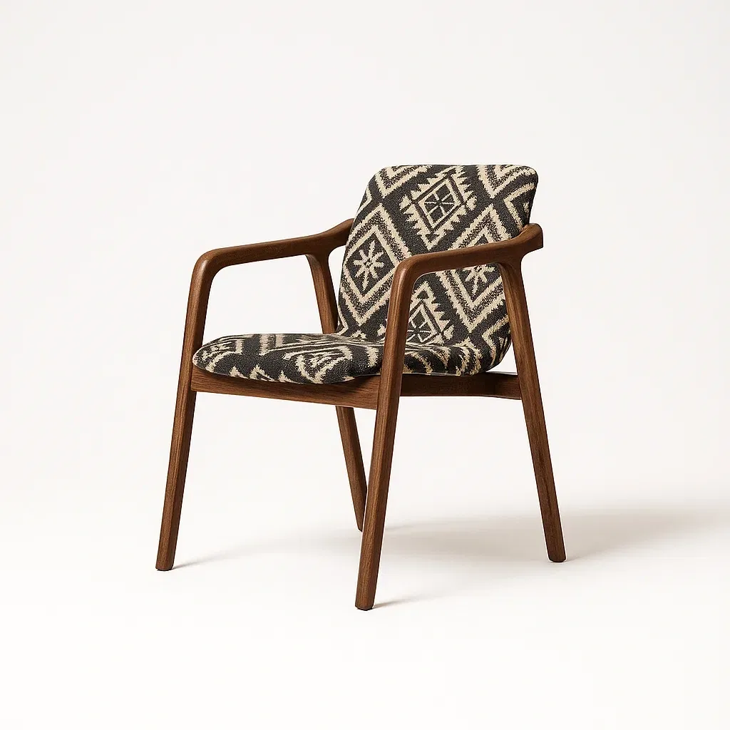 Sedia con braccioli in legno di noce con rivestimento in cotone nero e beige