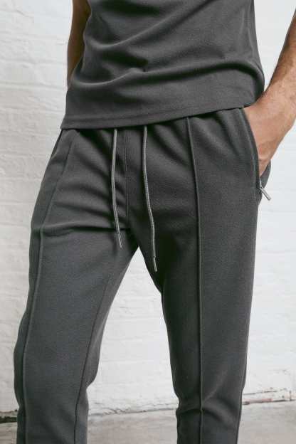 Textured Smart Pleated Pant - Charcoal