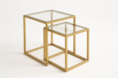 Tables gigognes carrées en verre et métal doré