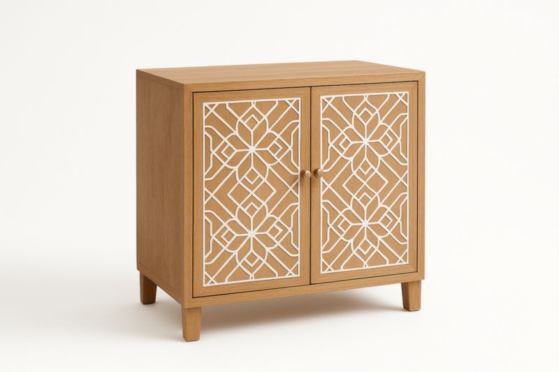 Buffet rectangulaire en bois de chêne avec motif géométrique blanc