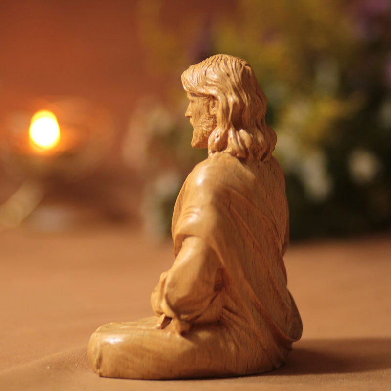 Jesus Christ Statue in contemplation