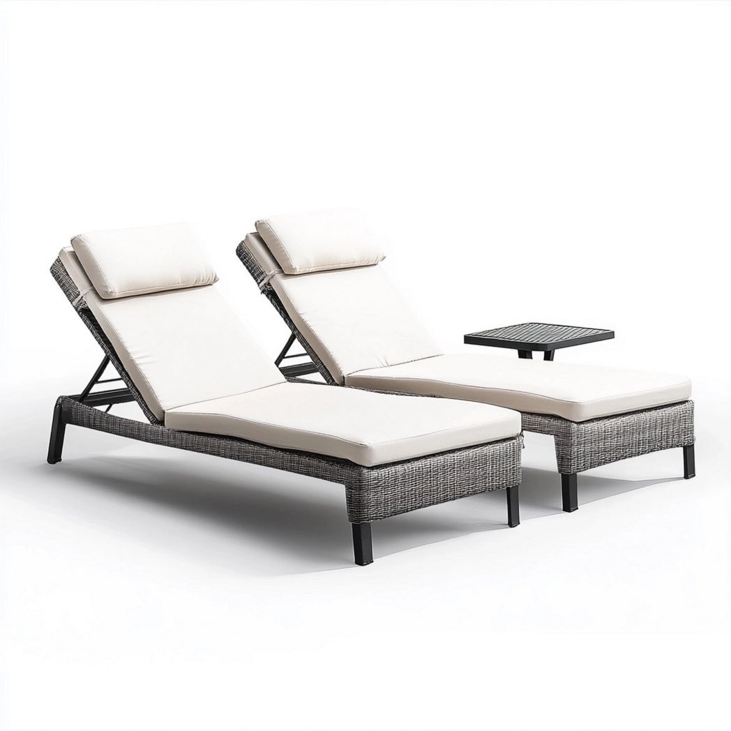 Set di 2 Lettini Prendisole con Cuscino Rattan Sintetico Regolabile Grigio/Crema