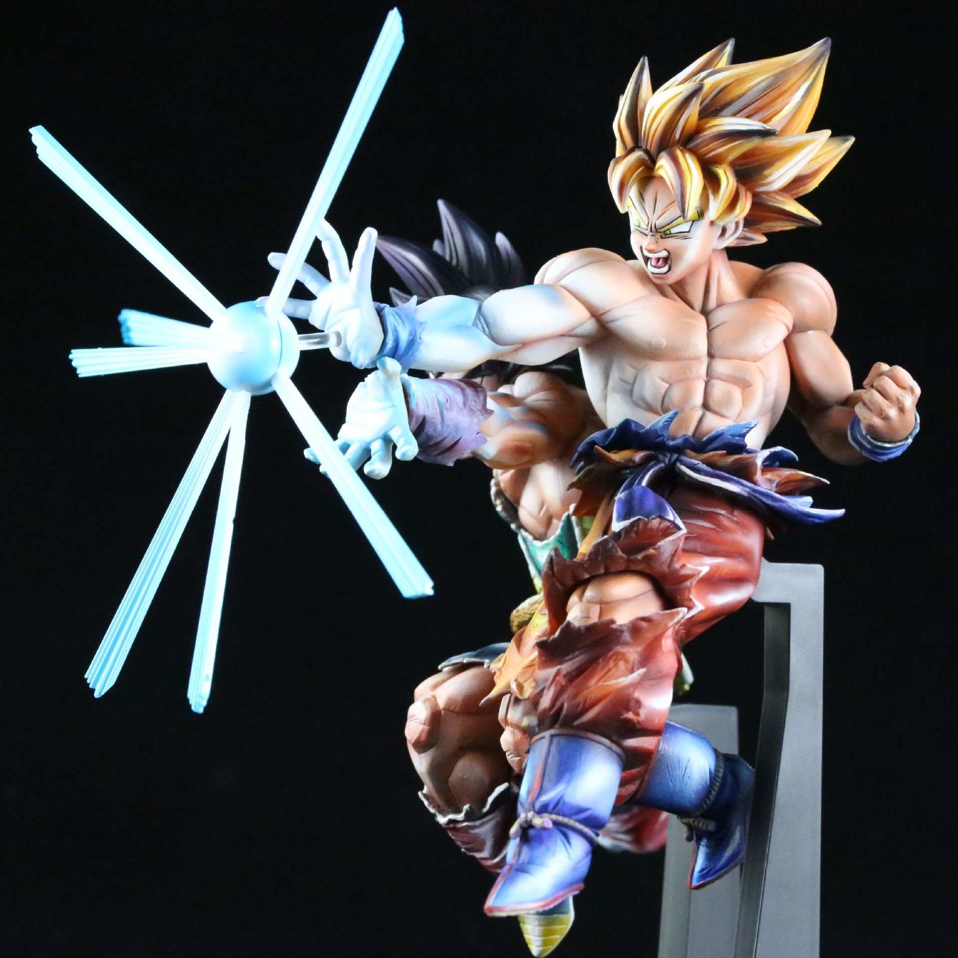 Dragon Ball Battle Across Time Statue