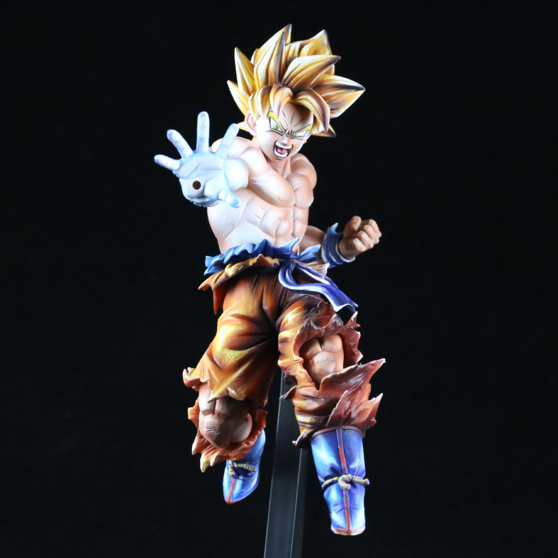 Dragon Ball Battle Across Time Statue