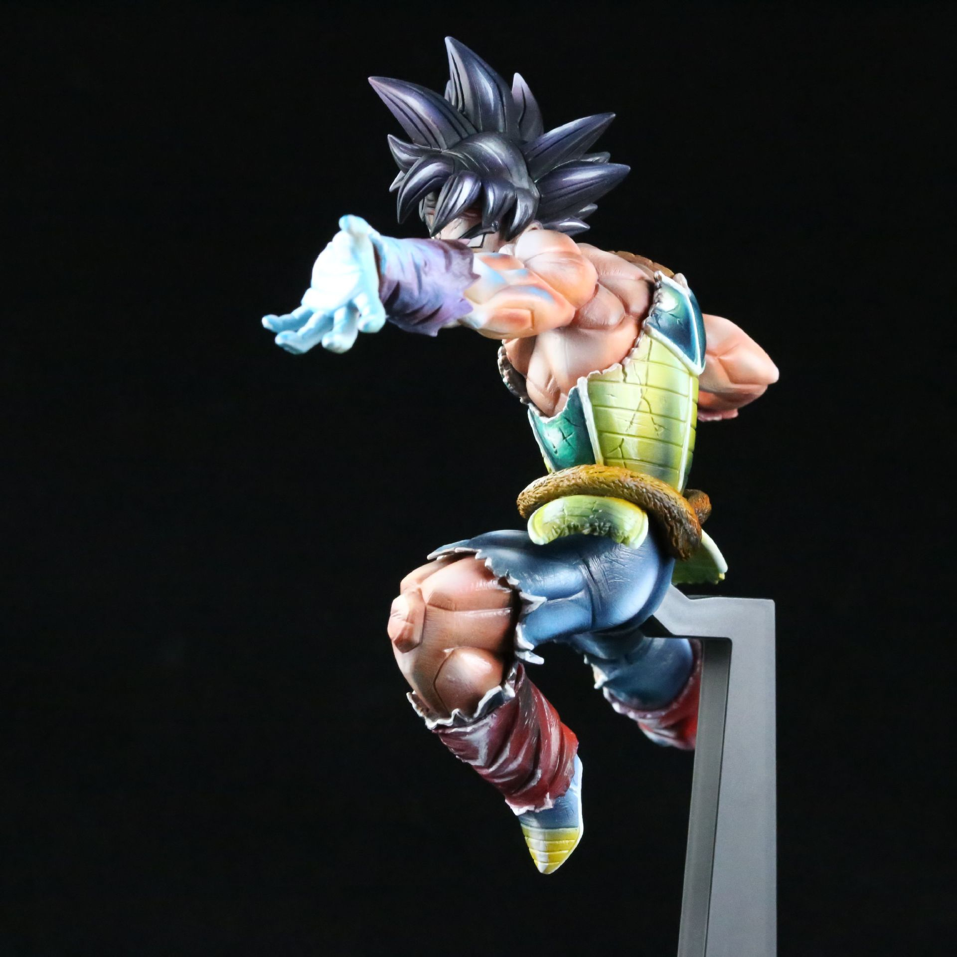 Dragon Ball Battle Across Time Statue