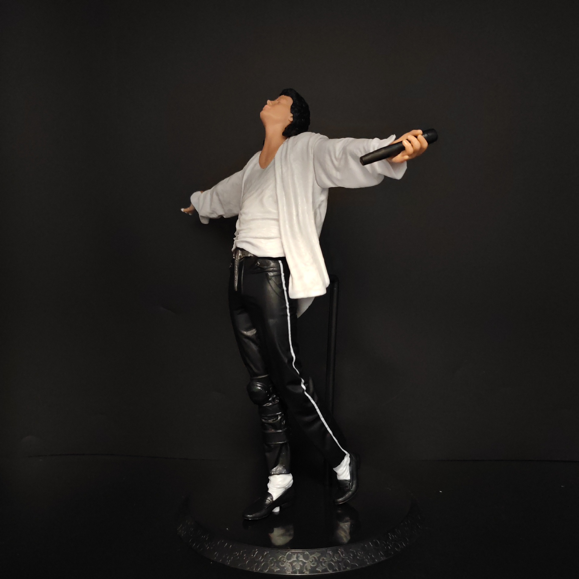 The King Of Pop Anniversary Figure