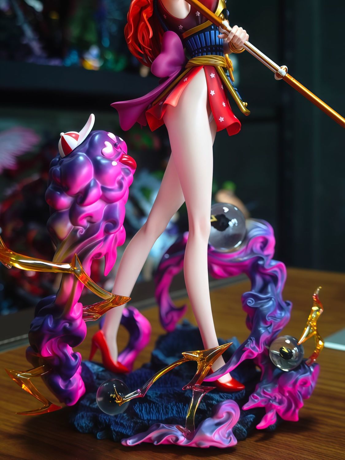 One Piece Onigashima Nami Statue