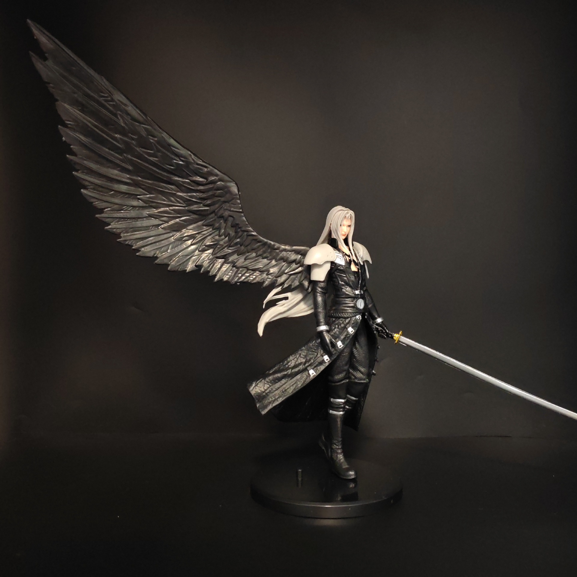 Final Fantasy VII Remake Sephiroth Figure