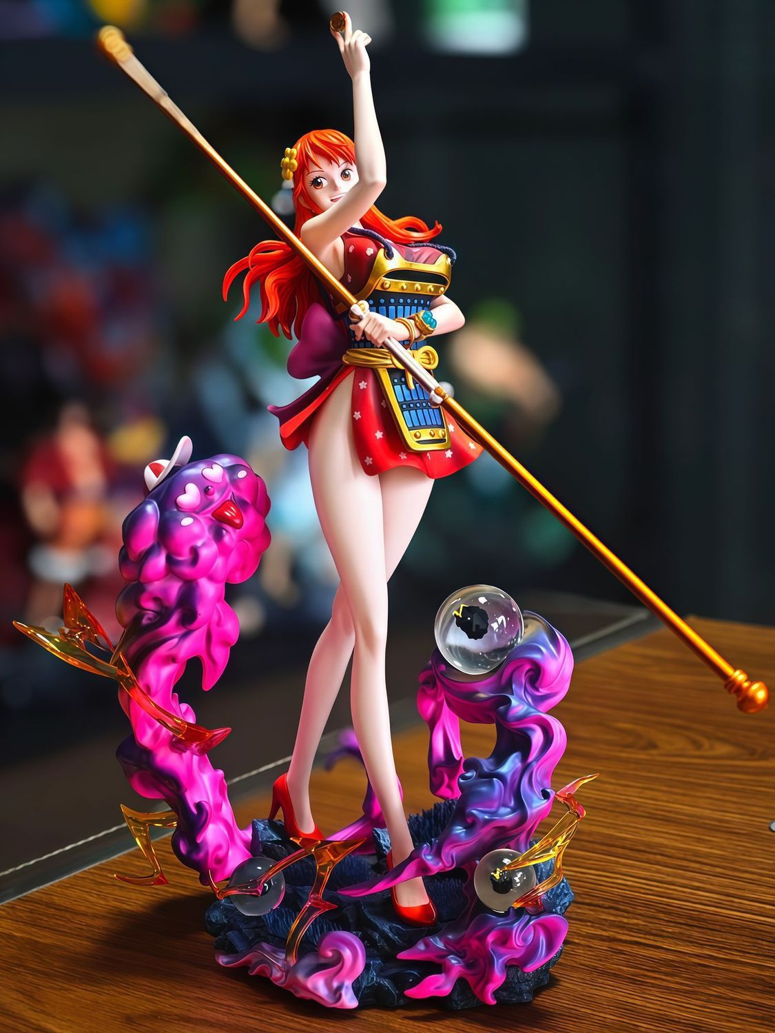 One Piece Onigashima Nami Statue