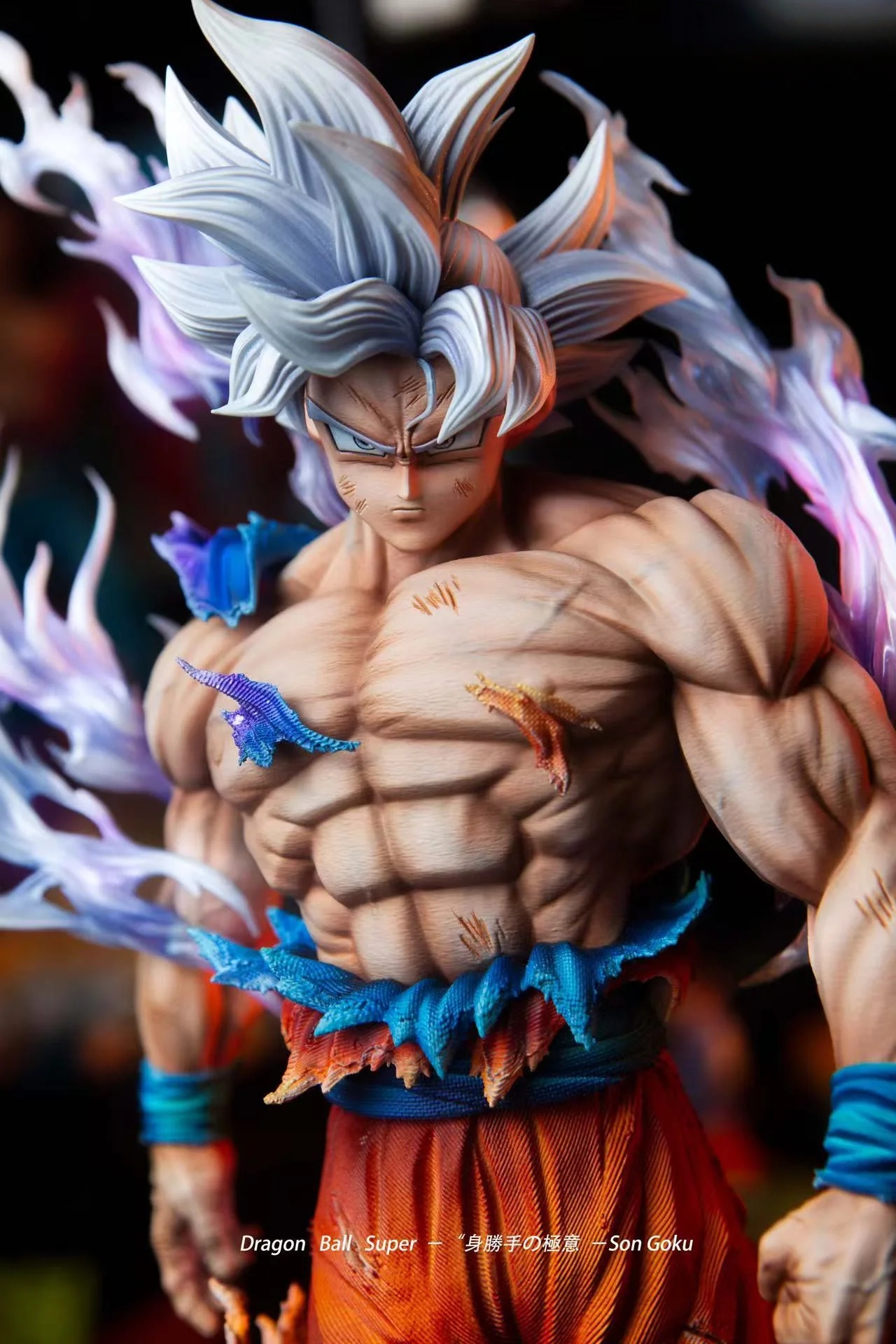 Dragon Ball Super Ultra Instinct Goku Statue