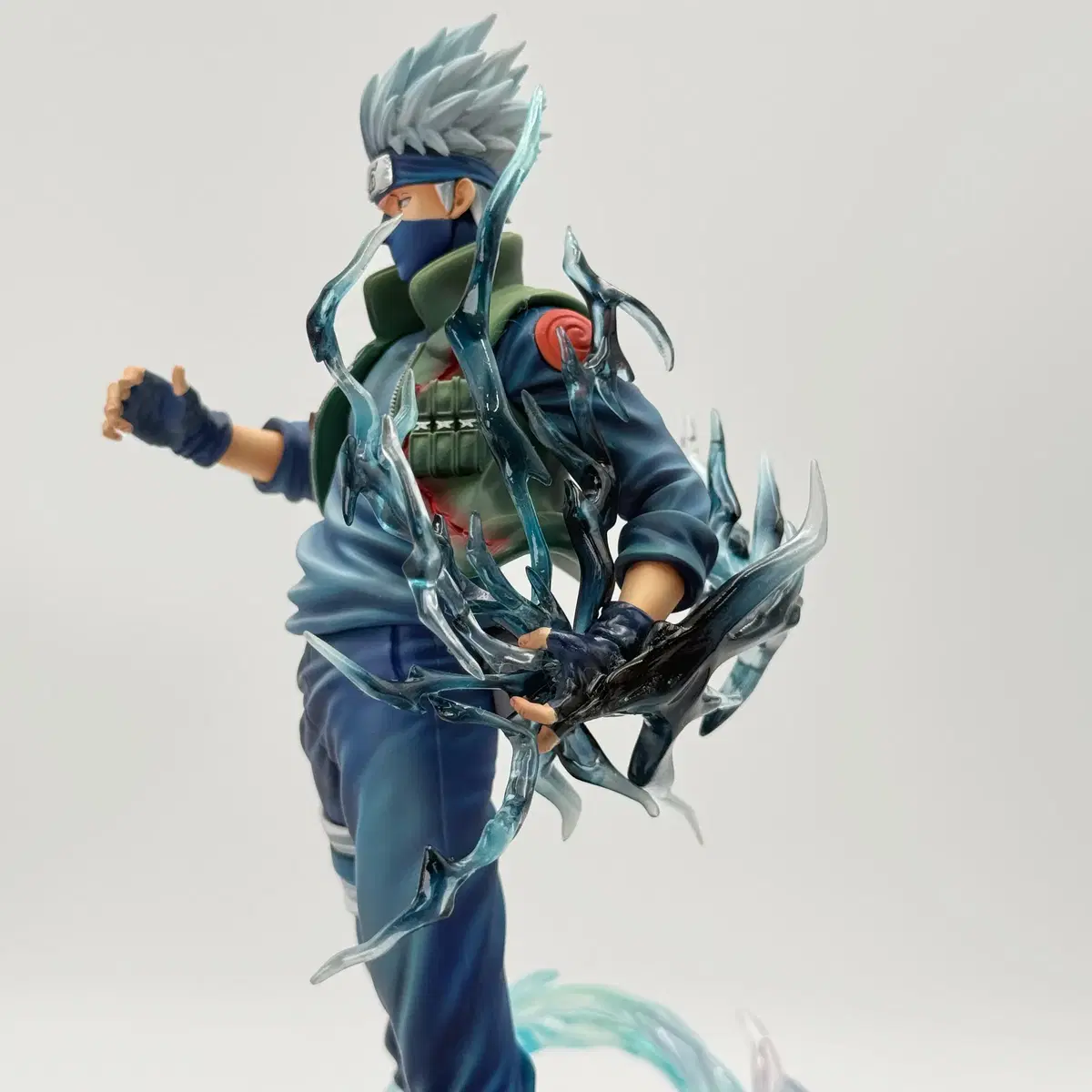 Naruto Kakashi Hatake Raikiri Statue
