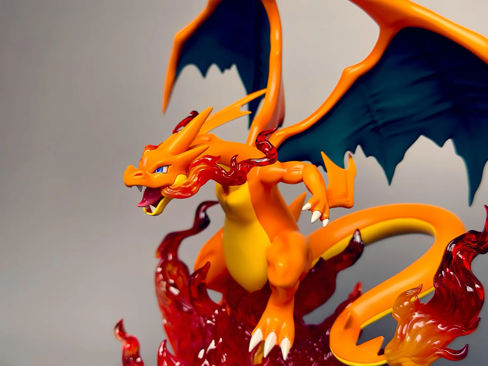 Pokemon Mega Charizard Y Statue
