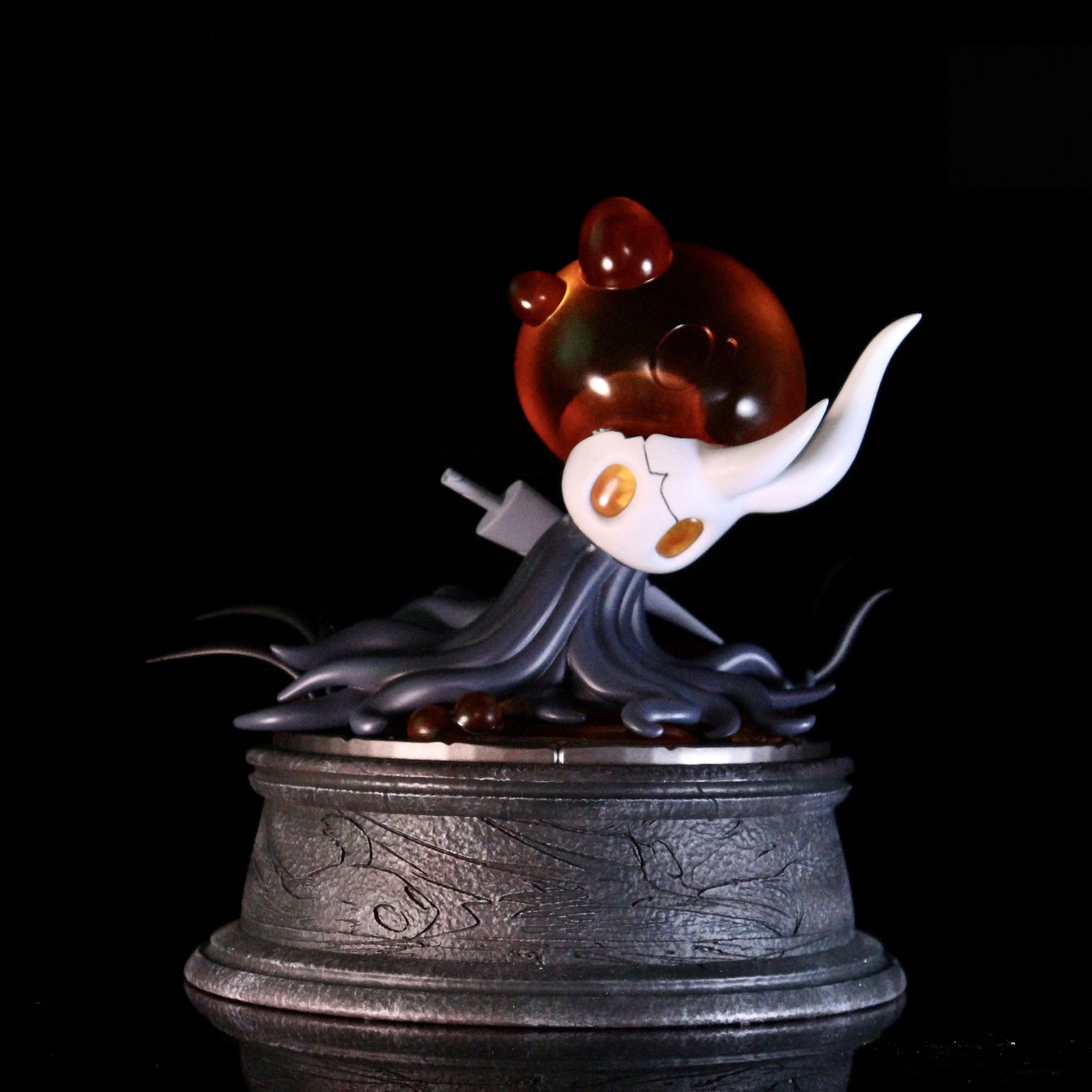 Hollow Knight Broken Vessel With LED Statue