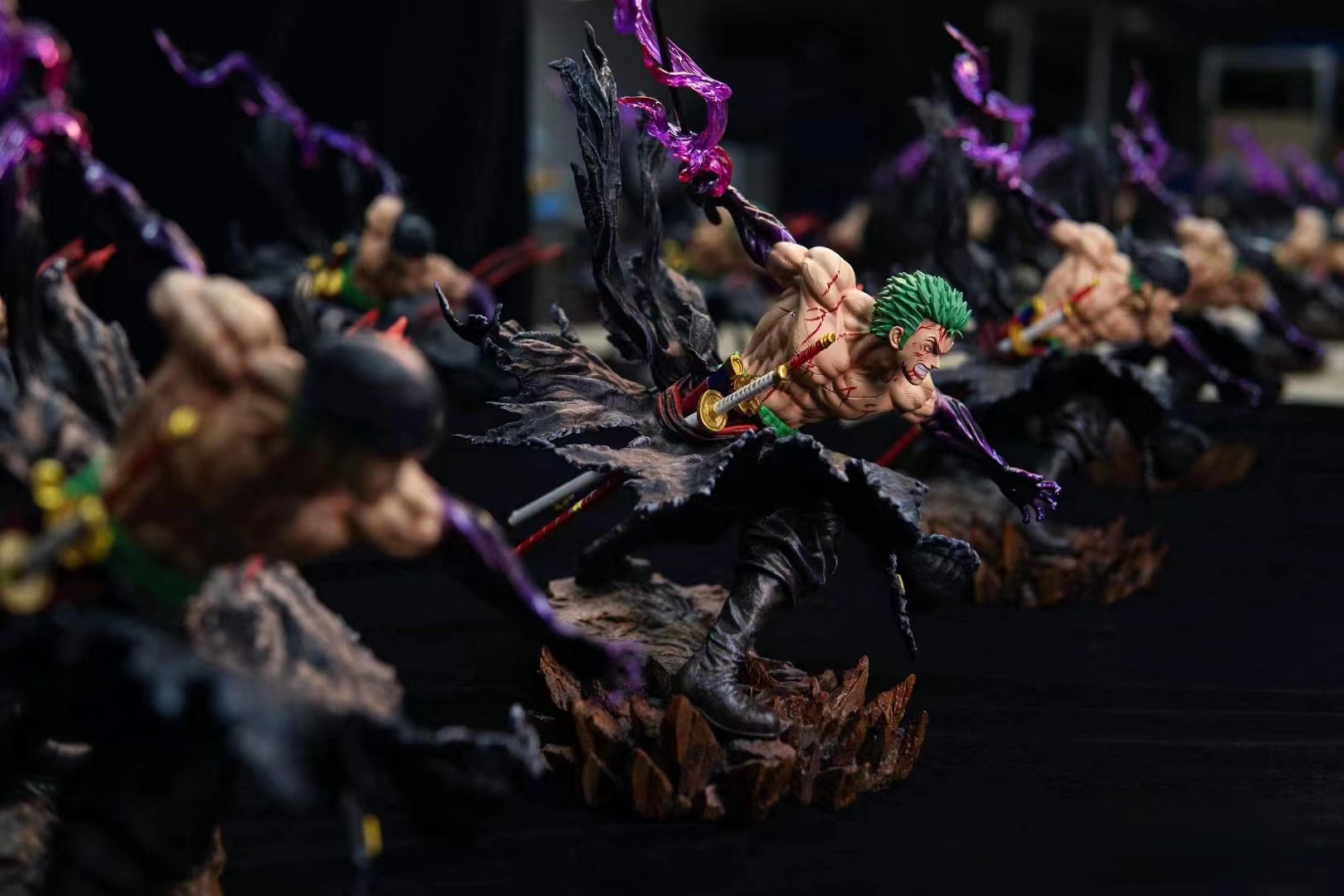 One Piece Roronoa Zoro Statue