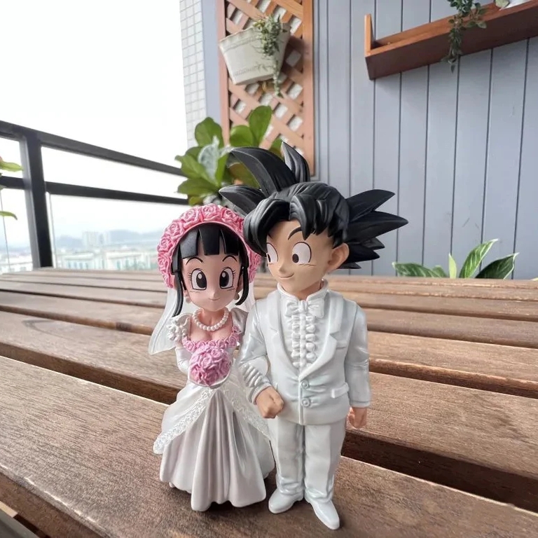 Dragon Ball Goku & Chichi Wedding Figure