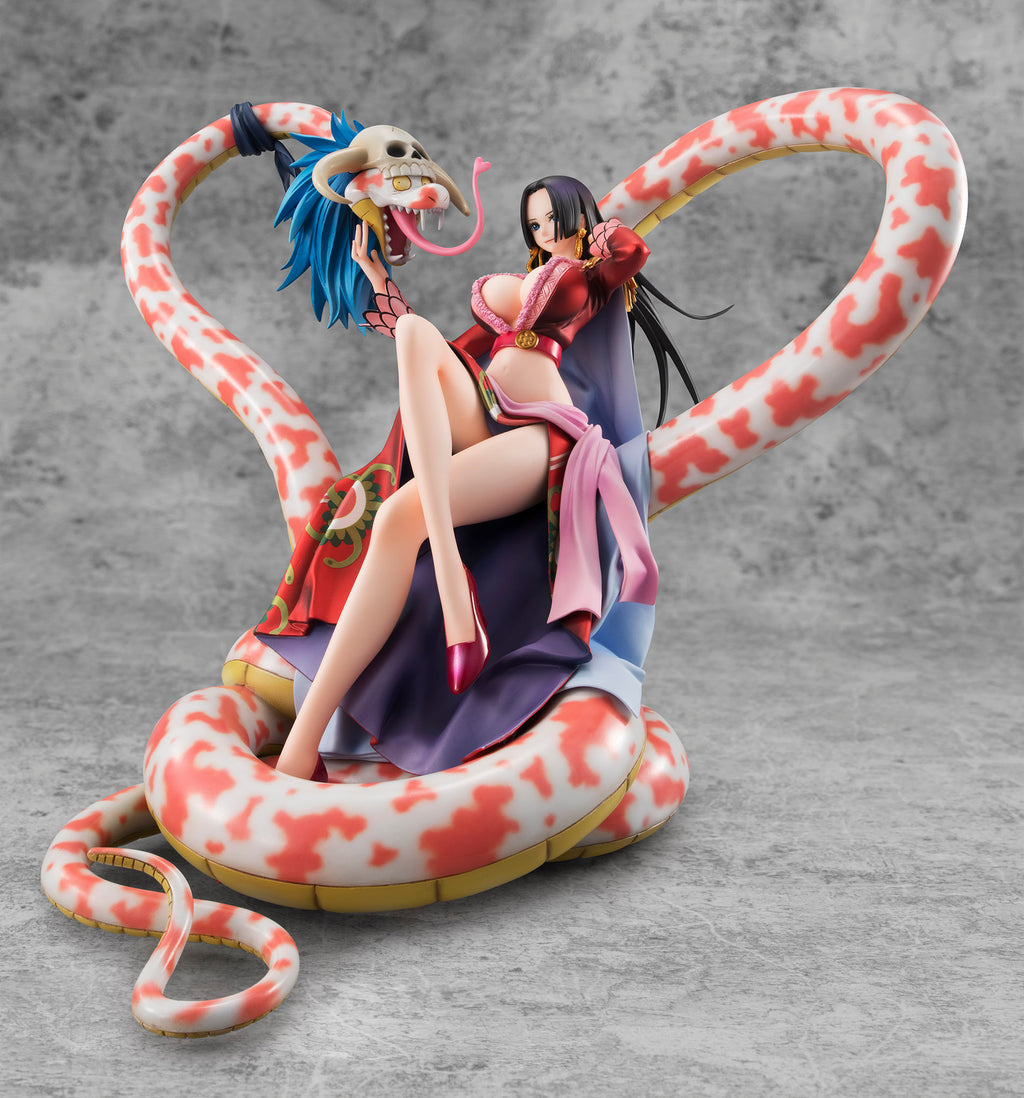One Piece Boa Hancock Sitting Position Statue
