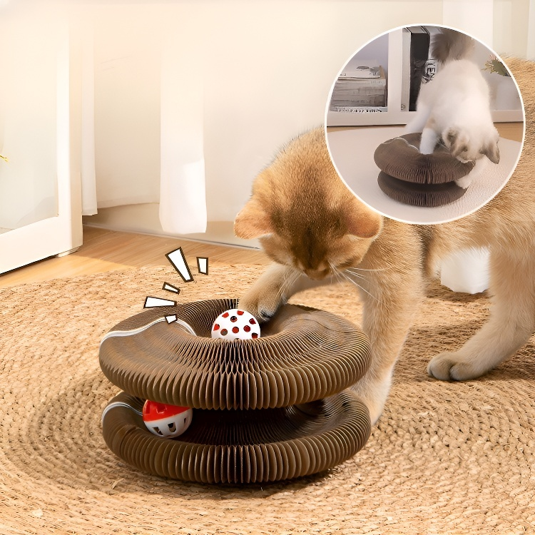 Drapak dla kota z tektury falistej, zabawka