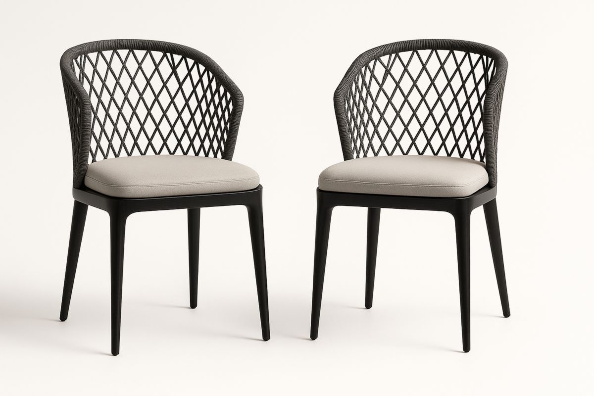 Chaise de salle à manger en corde tressée d'aluminium avec coussin d'assise en mousse beige