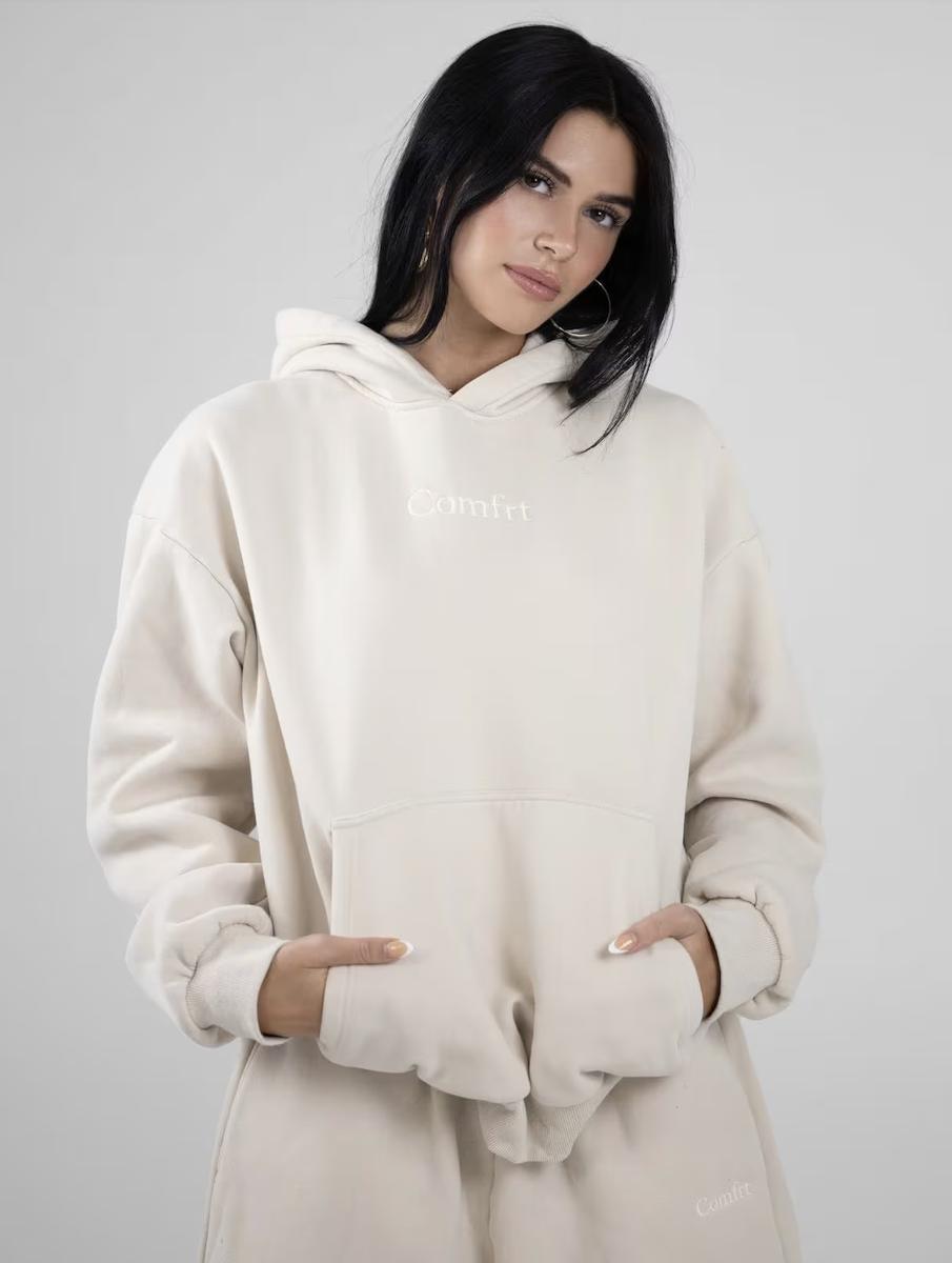 Comfrt |   Signature Fit Hoodie