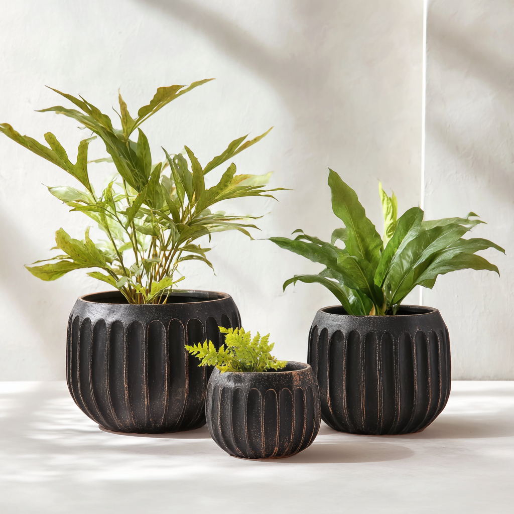 Pots-céramique-33x33x24cm - 26x26x22cm - 18x18x15cm-noir-design moderne-Styleero